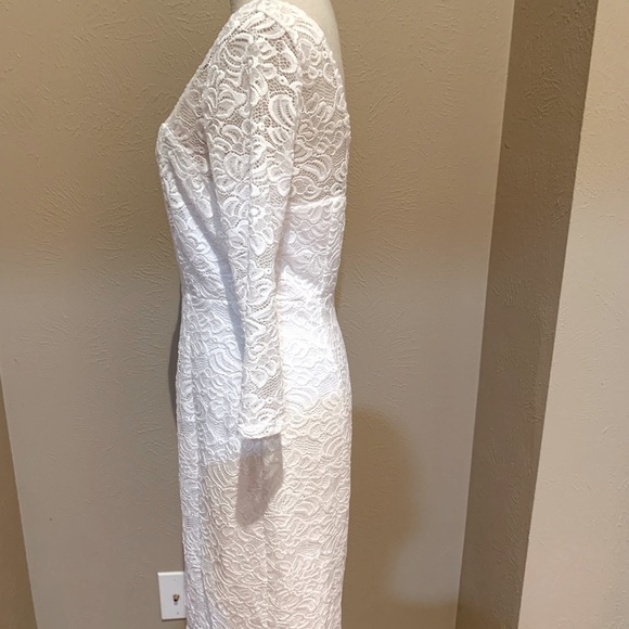 Bold Elements gown - Picture 9 of 11